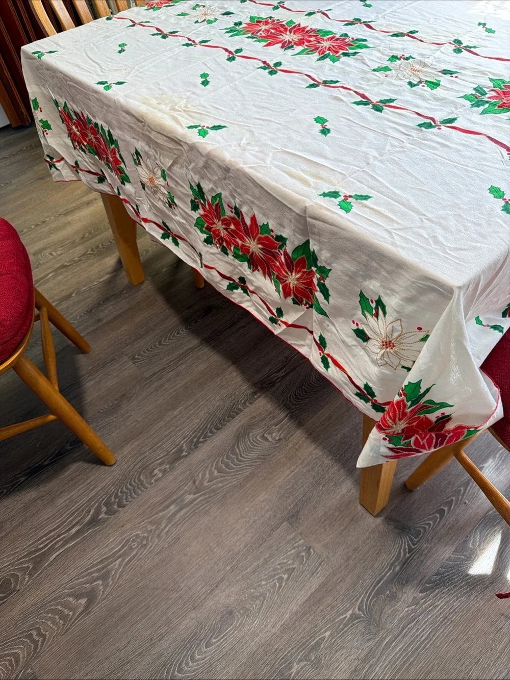 3 vintage tablecloths Thanksgiving, Christmas and Blue Jacquard